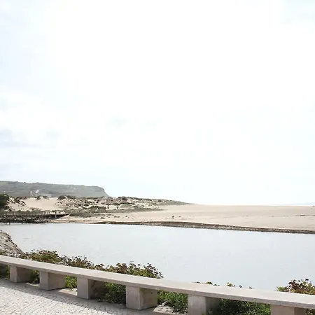 Semesterbostad Canas House - Al Areia Branca