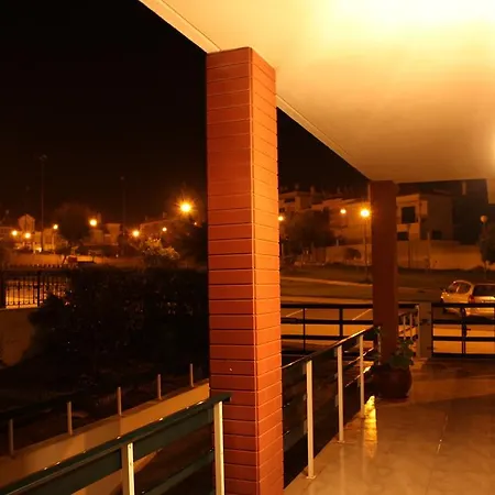 Semesterbostad Canas House - Al Areia Branca